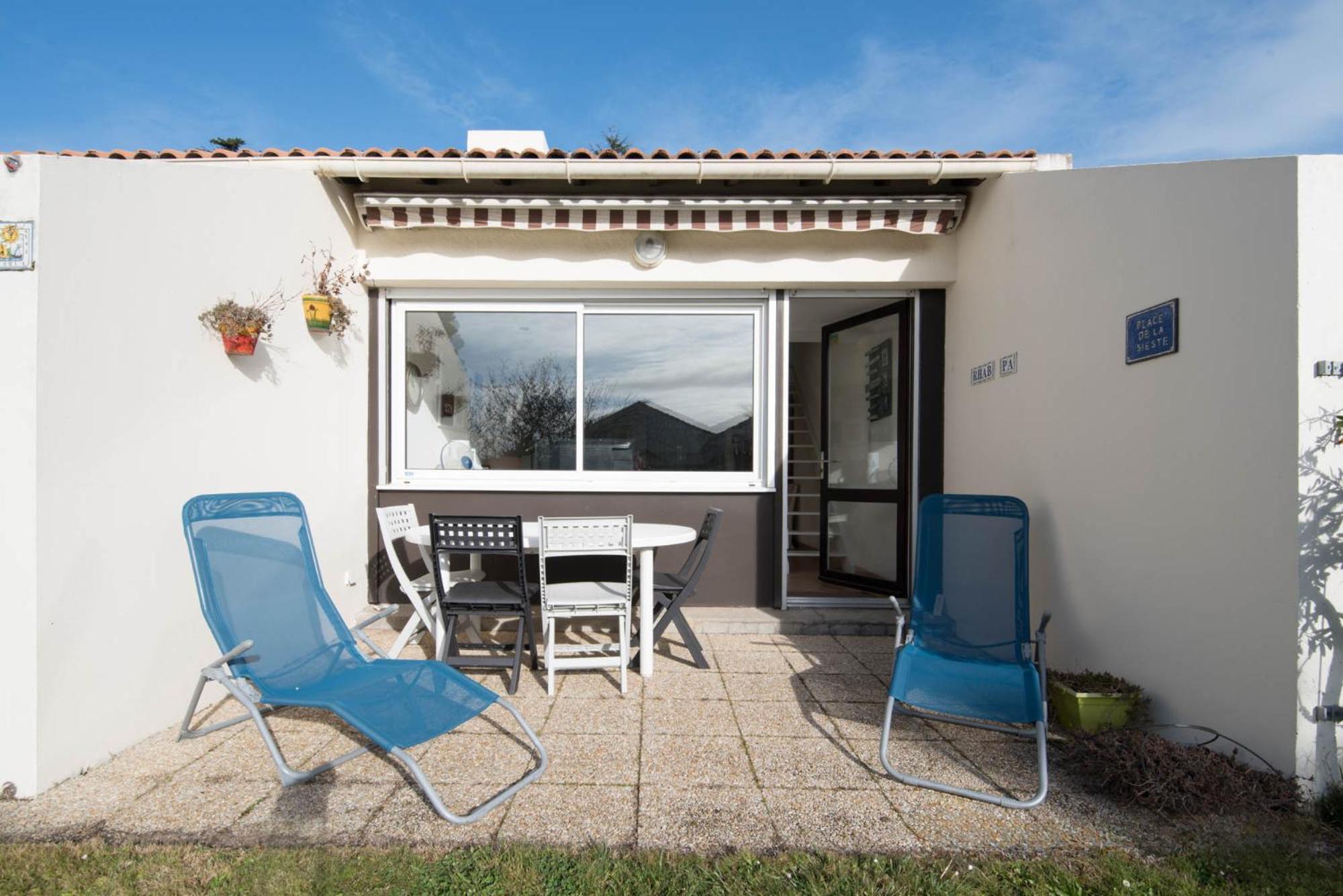 Maison Dans Residence Calme + Piscine A Порник Екстериор снимка