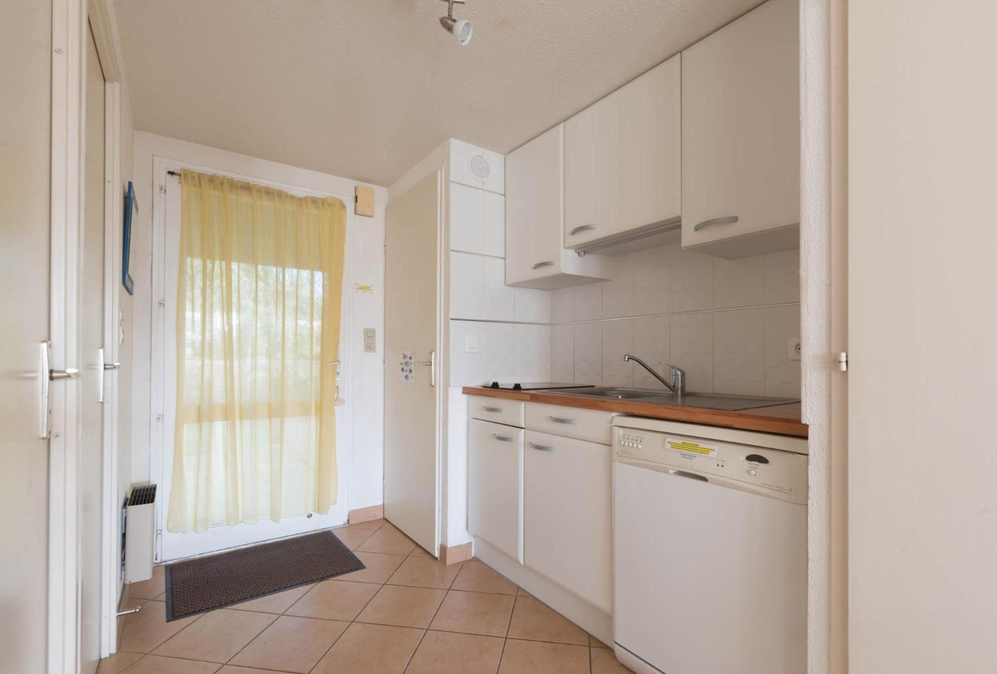Maison Dans Residence Calme + Piscine A Порник Екстериор снимка